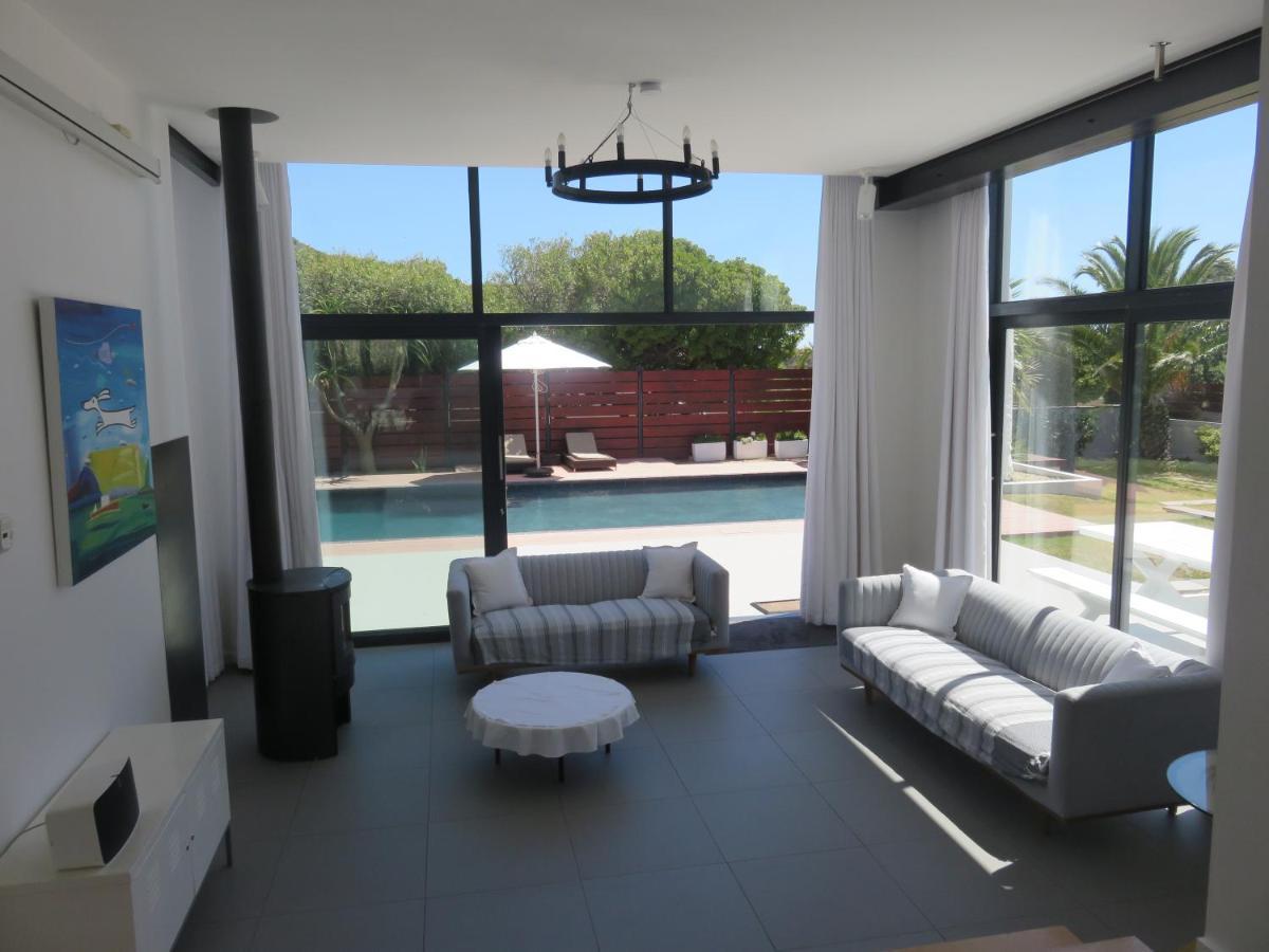 Cape White Villa Crawley Extérieur photo